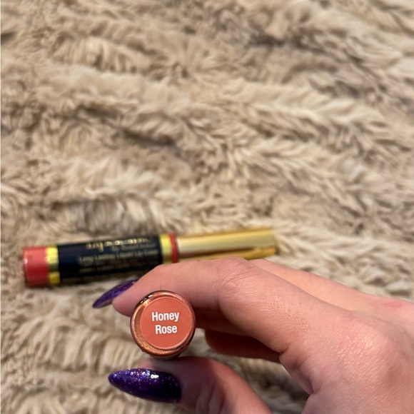 LipSense Long Lasting Liquid Lip Color - Honey Rose - Picture 2 of 3